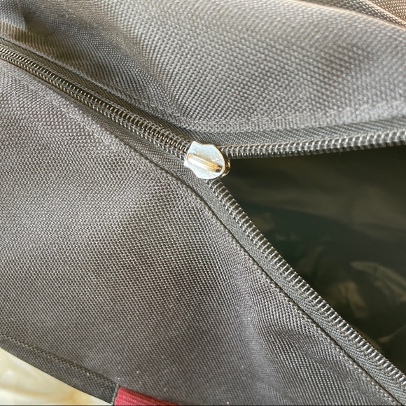 Givenchy duffel bag - Picture 7 of 7